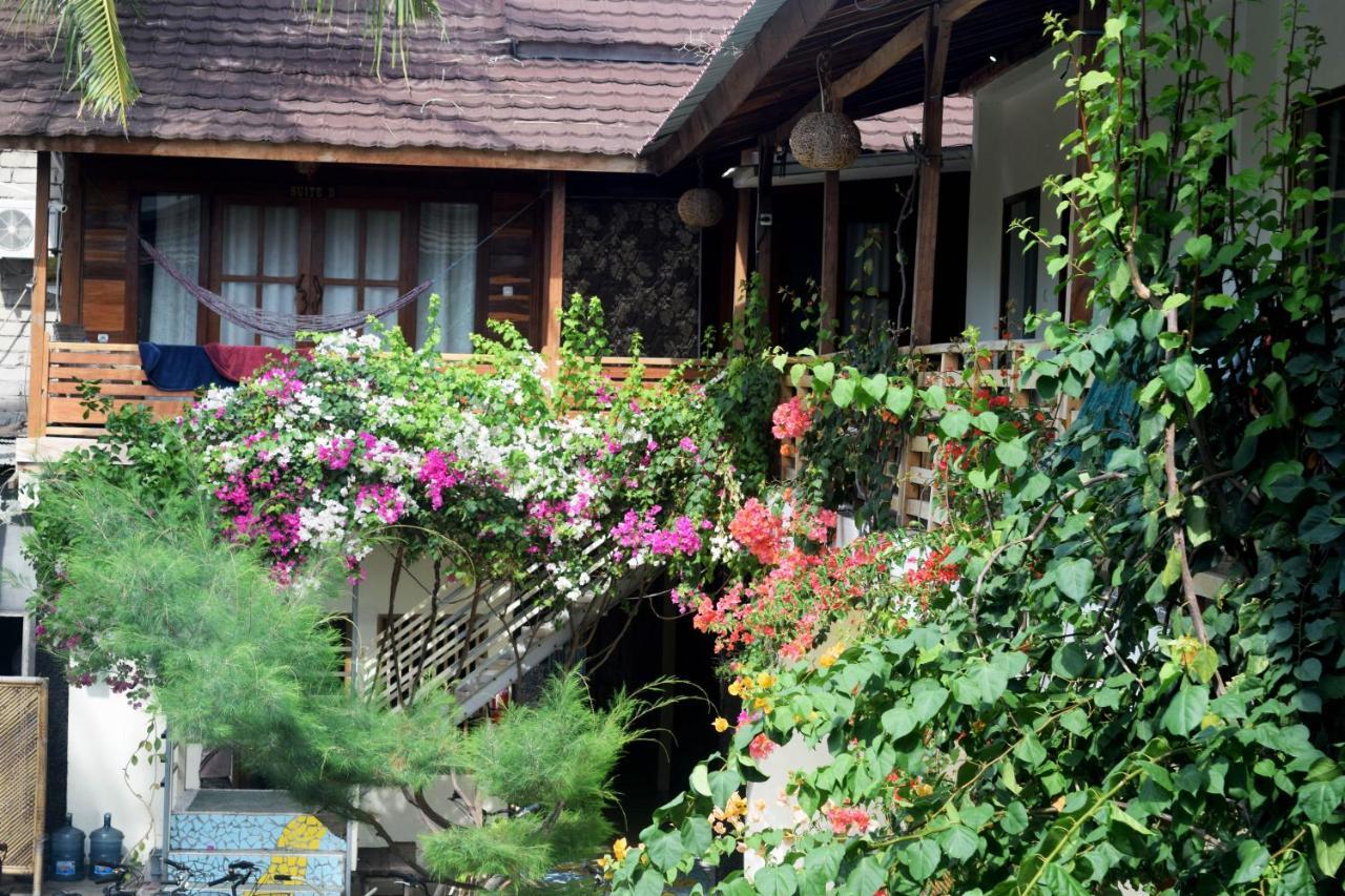 Panda Cottage Гілі-Траванган Екстер'єр фото